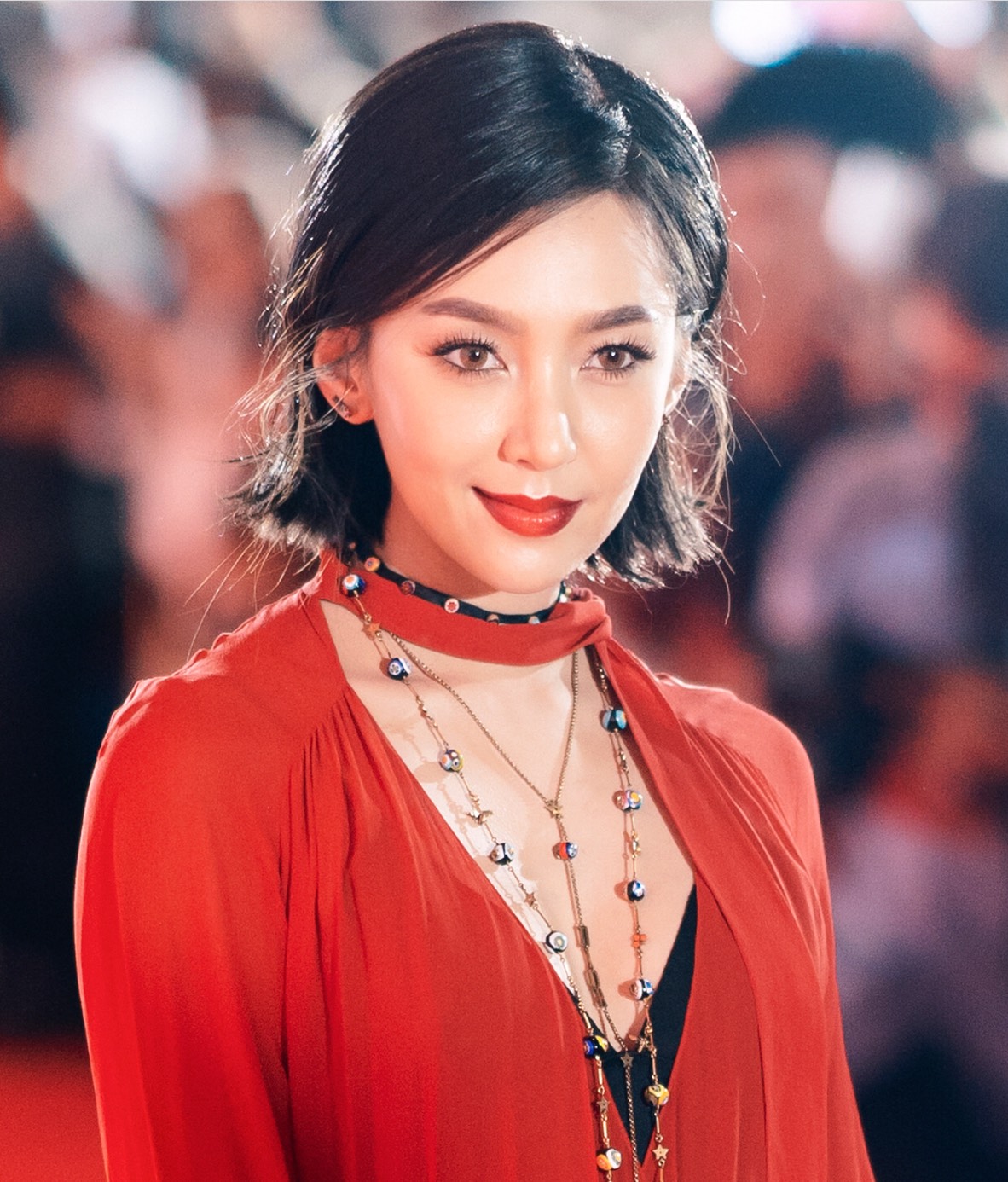 สวยไม่หยุดจริงๆ!! เบลล่า ราณี แคมเปน กับงานประกาศรางวัลที่ ...