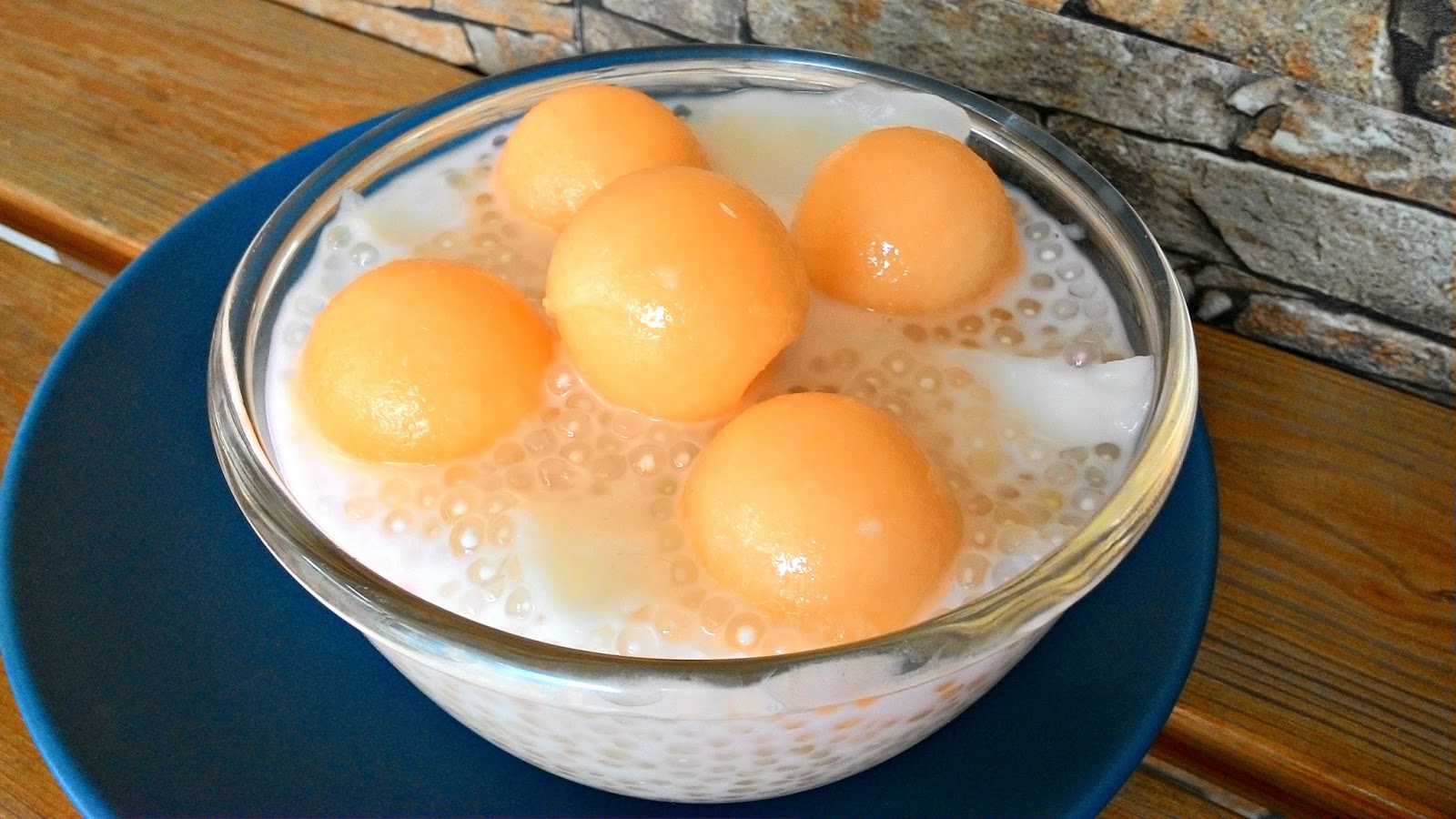 32457 >> สาคูแคนตาลูปนมสด ขนมหวานคลายร้อน หอม หวาน อร่อยกลมกล่อม 32457 >> สาคูแคนตาลูปนมสด ขนมหวานคลายร้อน หอม หวาน อร่อยกลมกล่อม