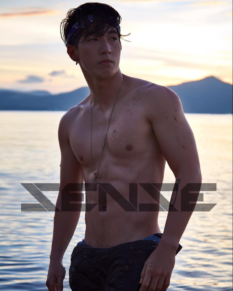 มาดูกล้ามซิกแพคแน่นๆของ โตโน่ ภาคิน บอกเลยว่ามีซี๊ด