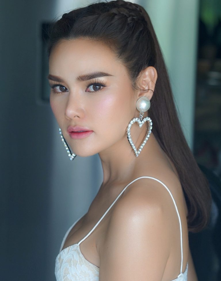 เจอดราม่า "หญิง รฐา" ตอบกลับชาวเน็ต แบบใจเย็น ทำเอาหน้าหงาย!!