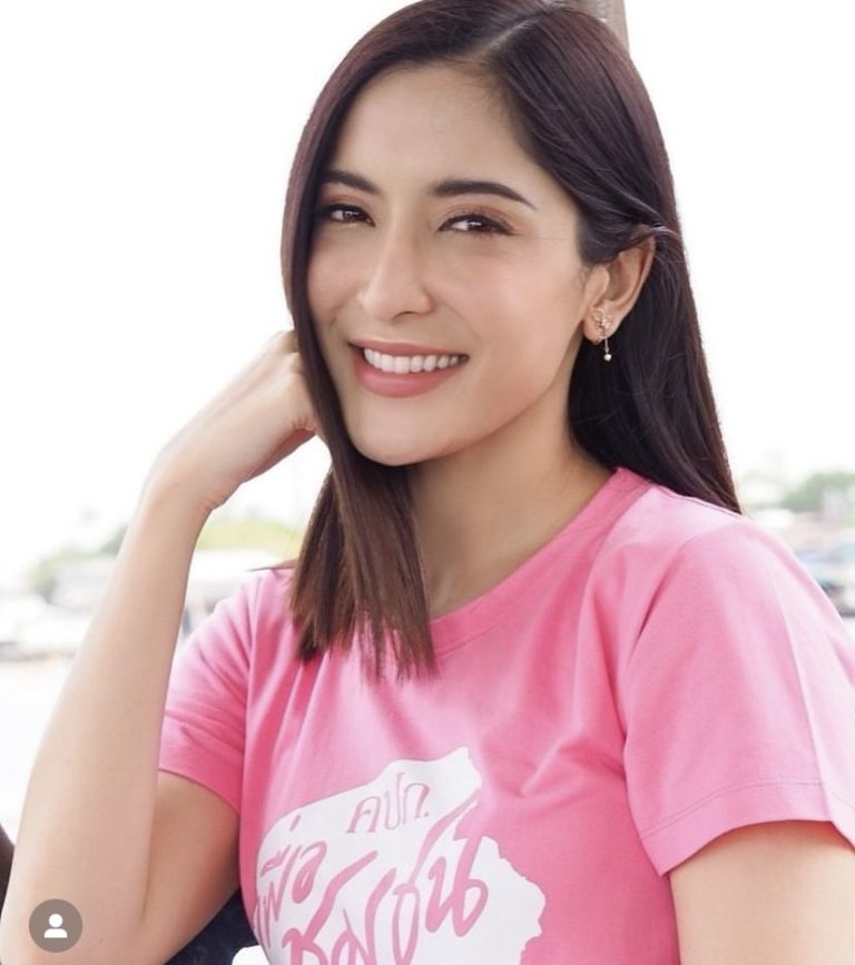 รายการ 94+ ภาพพื้นหลัง นักโทษหญิงตัดผม คมชัด